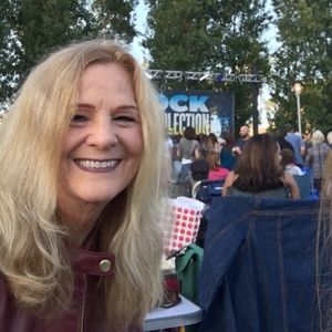 Meet your Posher, Deborah